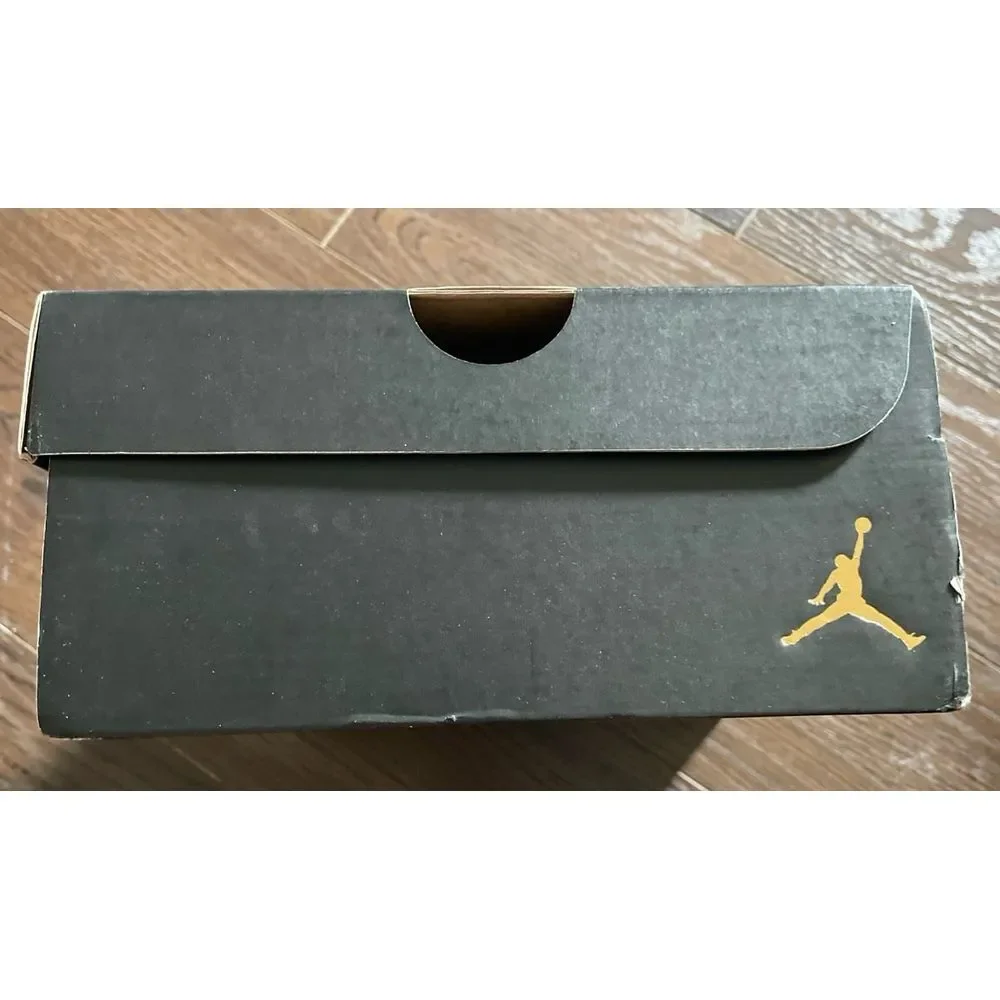 Air‎ Jordan empty shoe box